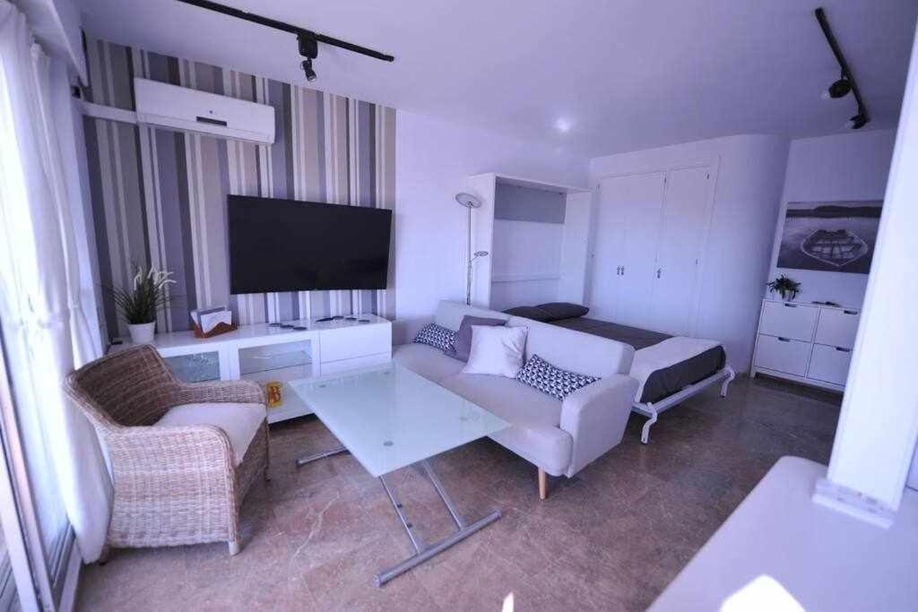Apartment Atico Loft Playa Victoria *